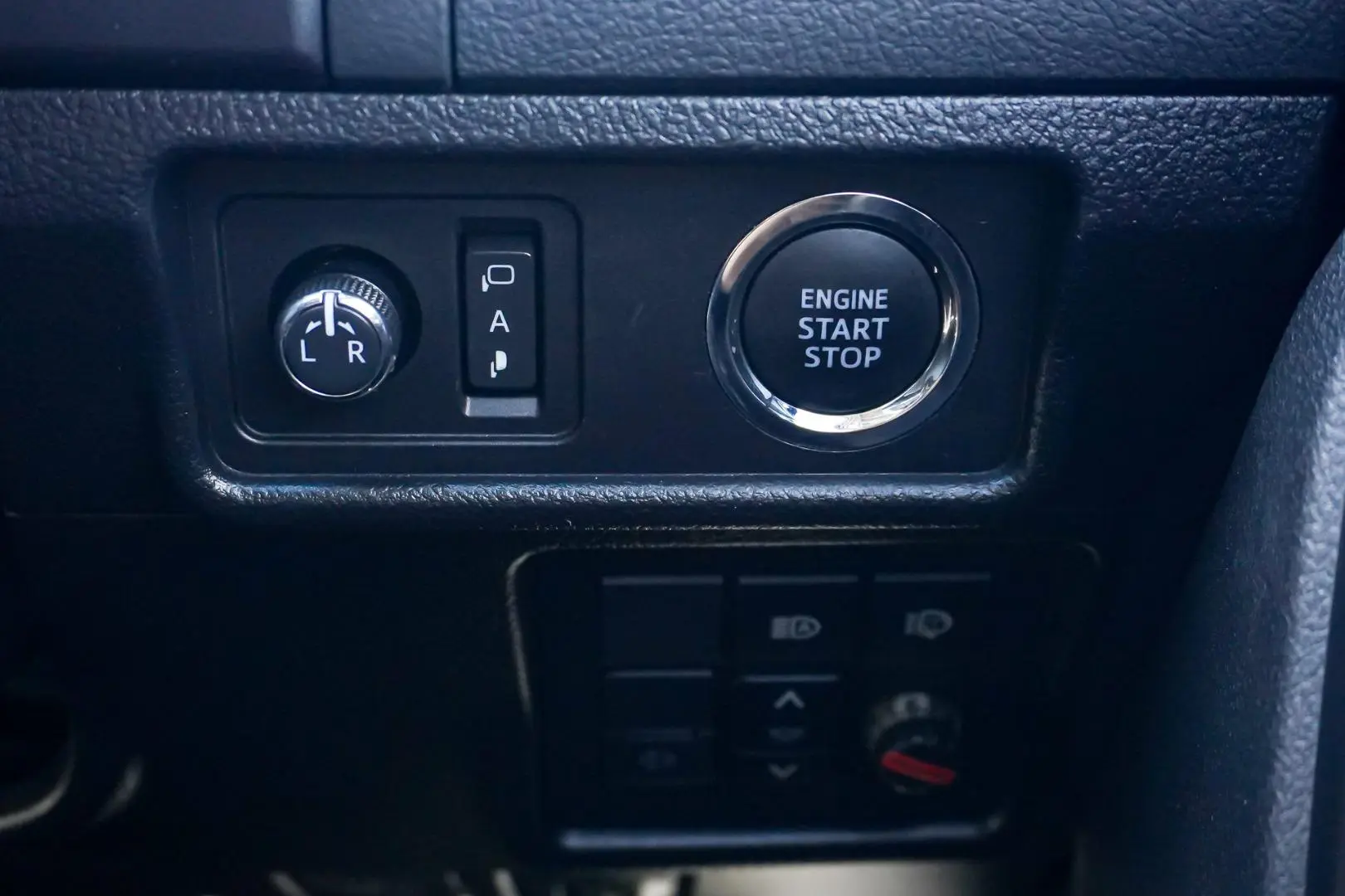 2021 Toyota Landcruiser Prado Gallery Image 22