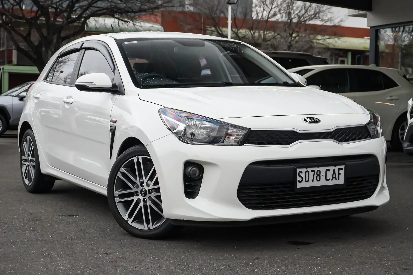 2020 Kia Rio Gallery Image 2