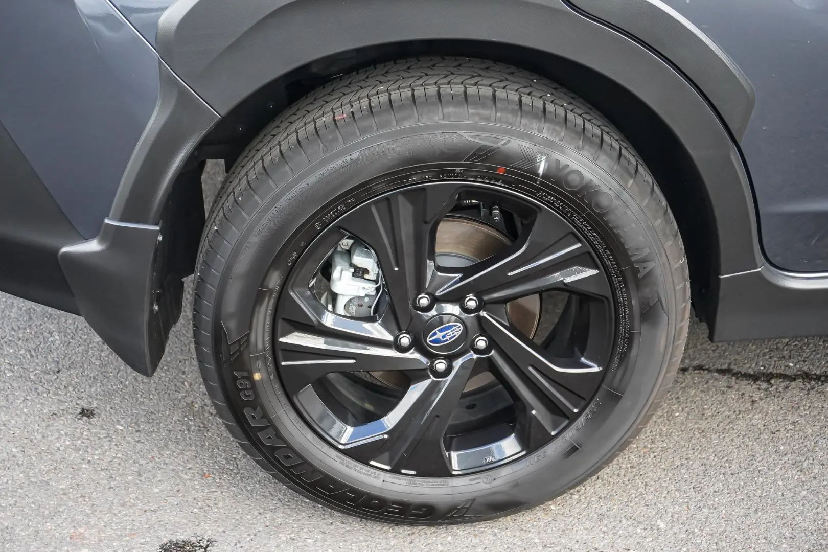 2025 Subaru Crosstrek Gallery Image 17