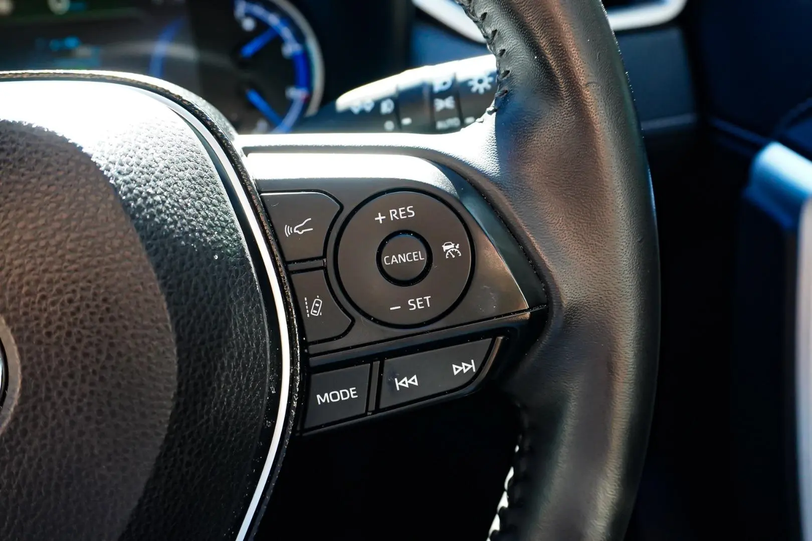 2020 Toyota RAV4 Gallery Image 21