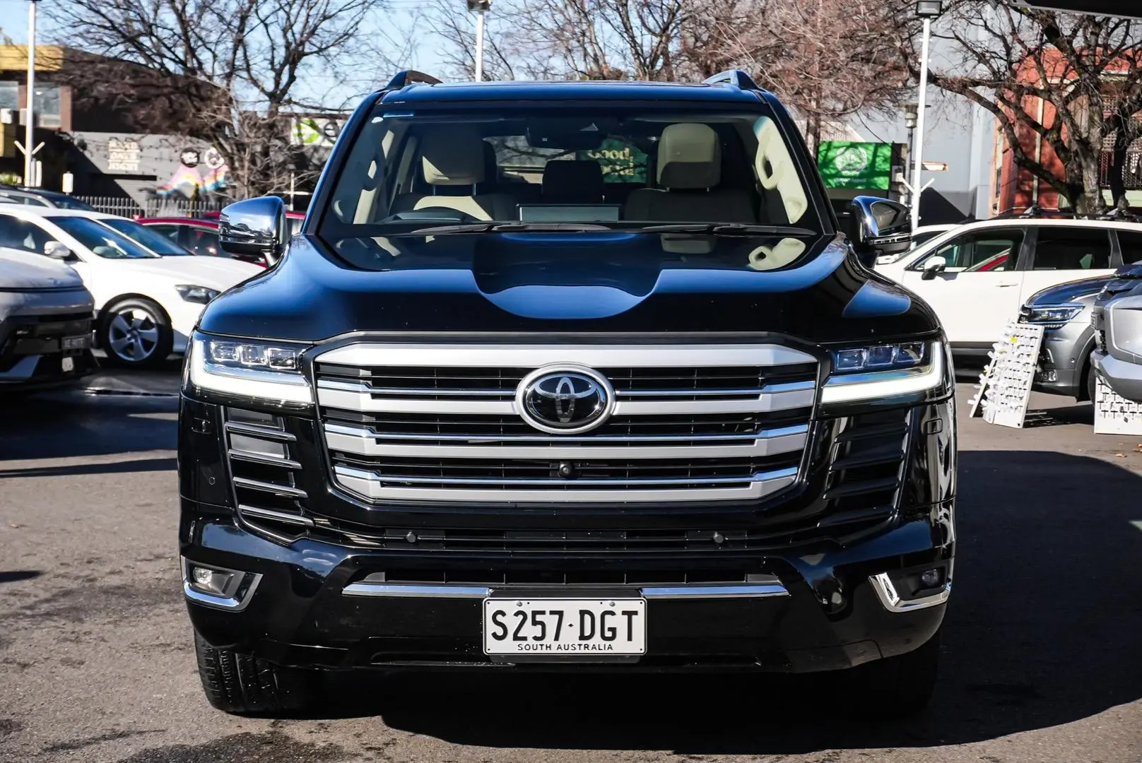 2022 Toyota Landcruiser Gallery Image 5