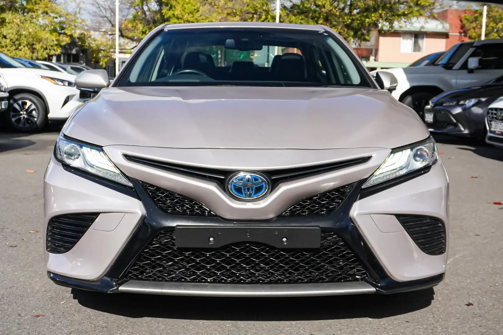 2018 Toyota Camry Gallery Image 4