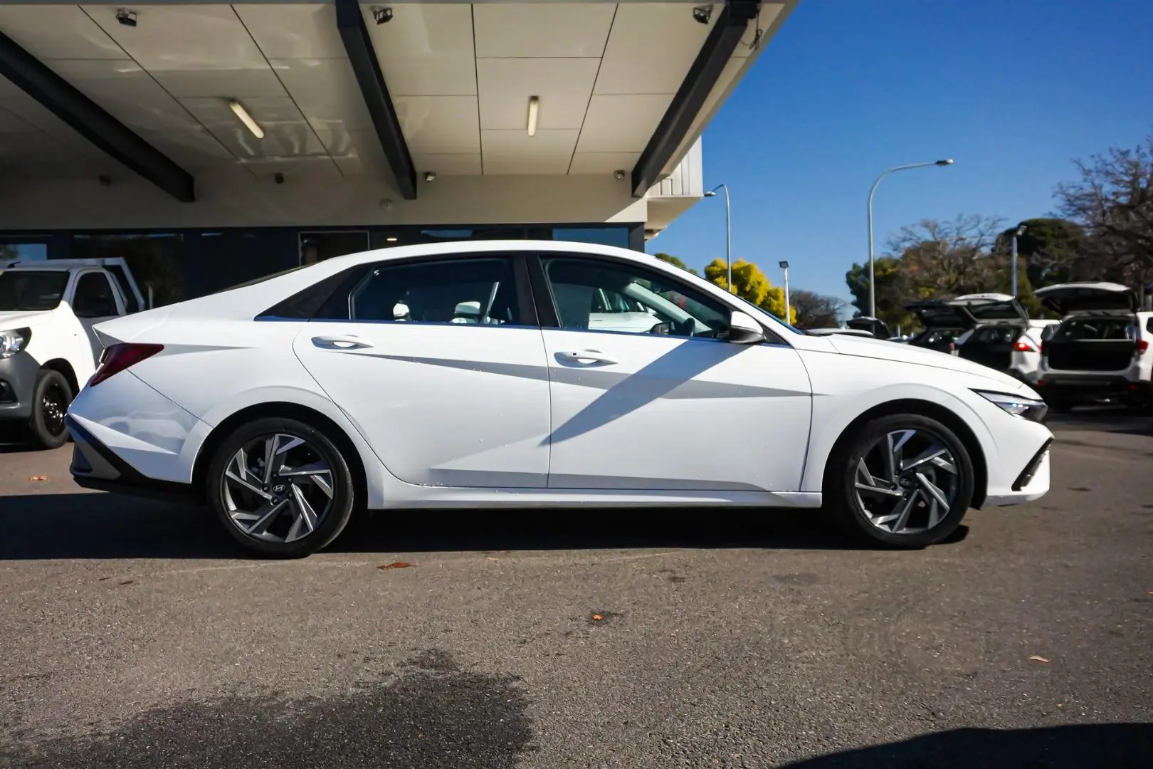 2024 Hyundai i30 Gallery Image 4
