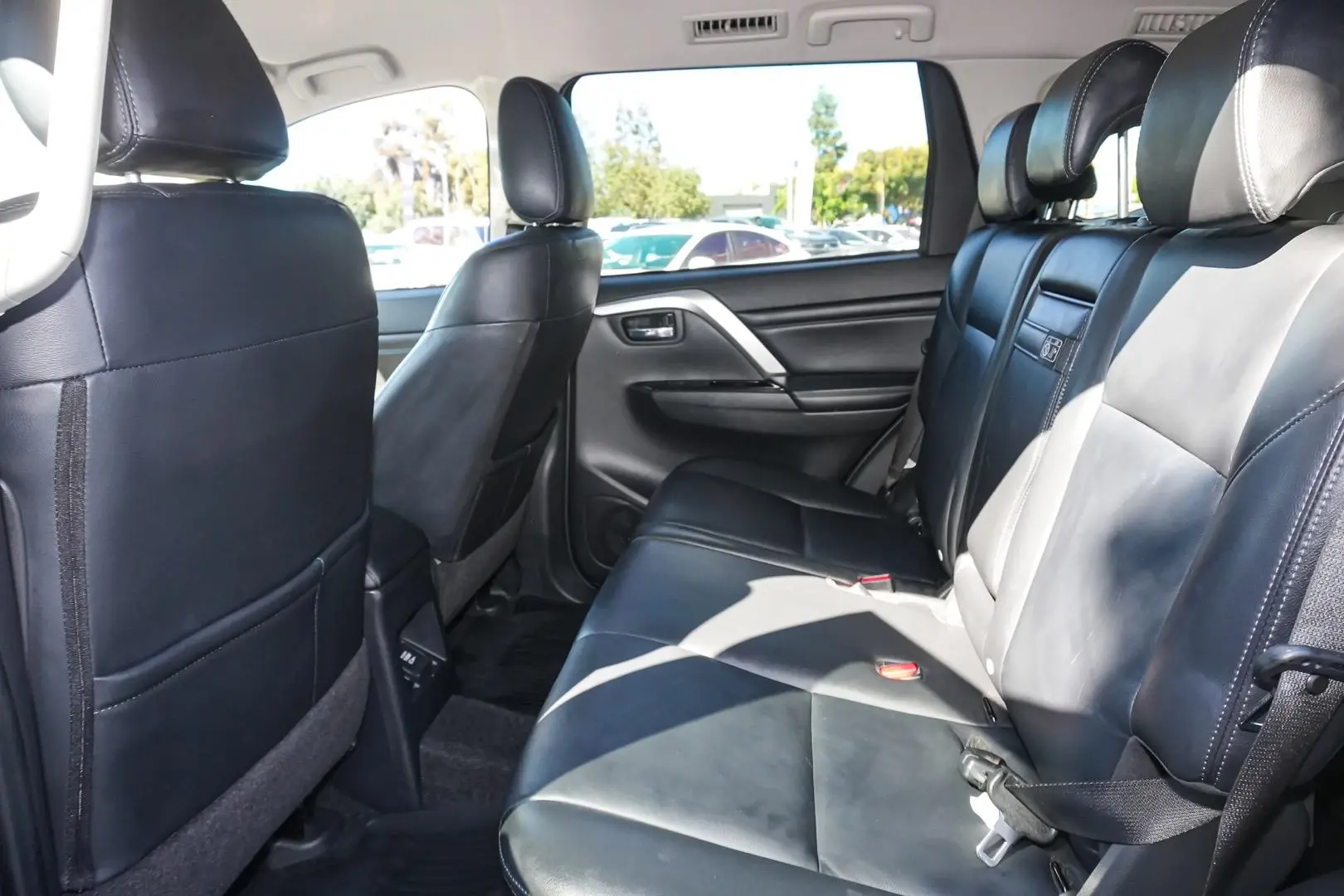 2022 Mitsubishi Pajero Sport Gallery Image 8