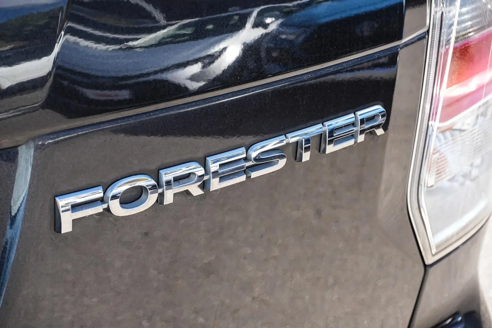 2017 Subaru Forester Gallery Image 16