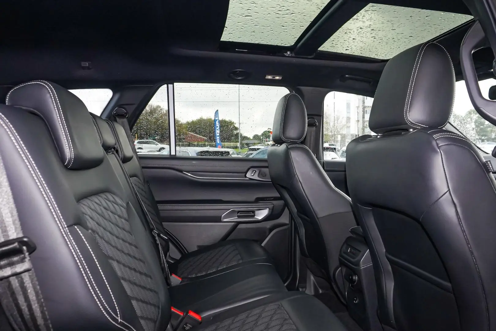 2024 Ford Everest Gallery Image 8
