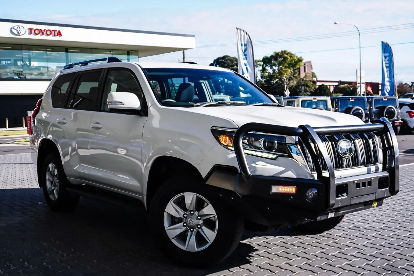 2021 Toyota Landcruiser Prado Gallery Image 1