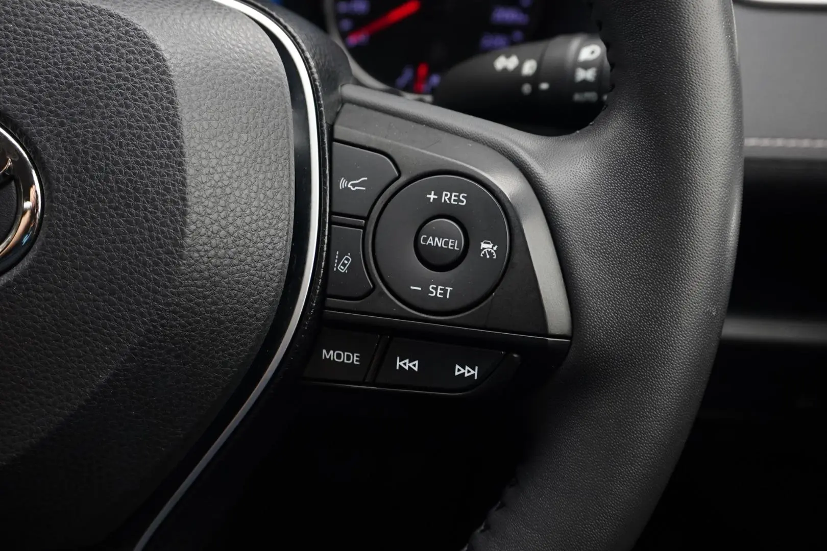 2020 Toyota RAV4 Gallery Image 19