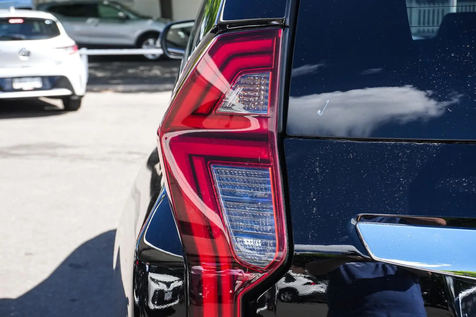 2024 Mitsubishi Pajero Sport Gallery Image 14