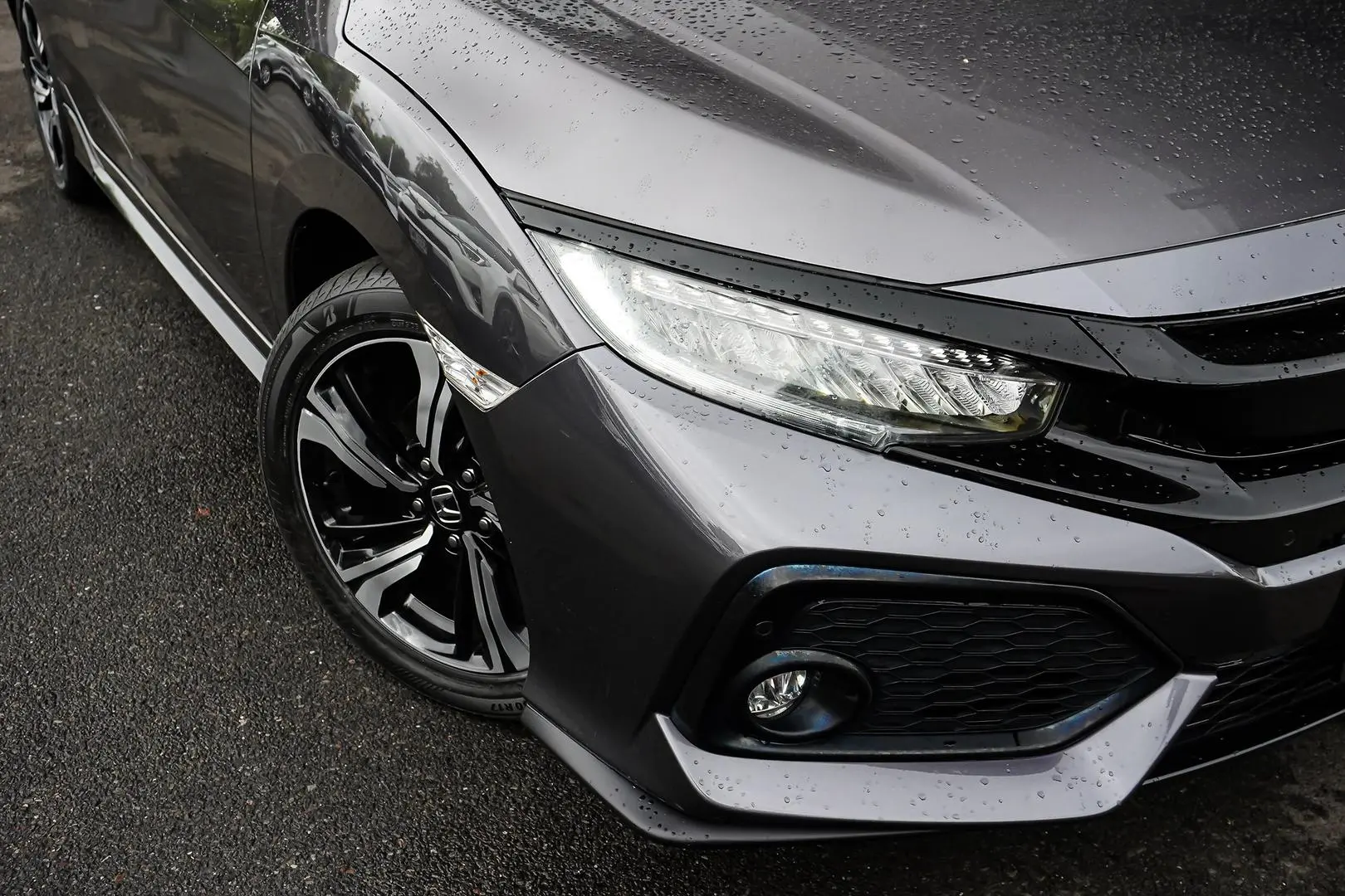 2017 Honda Civic Gallery Image 11