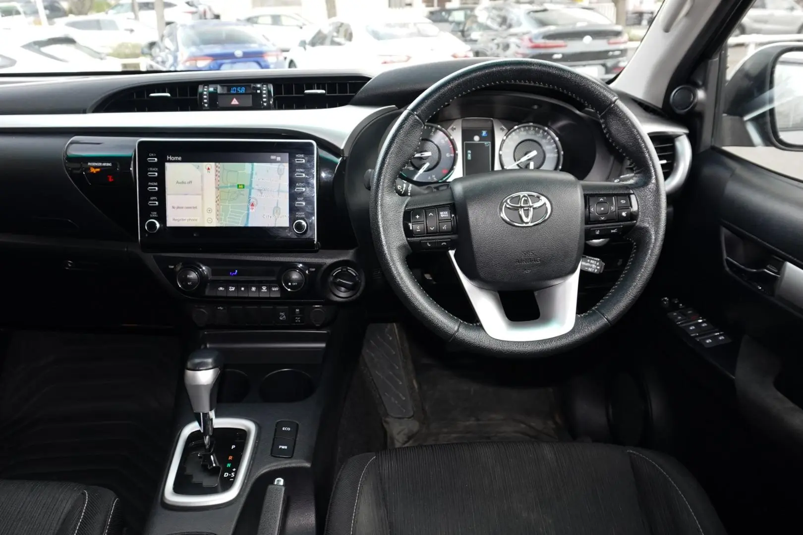 2022 Toyota Hilux Gallery Image 10