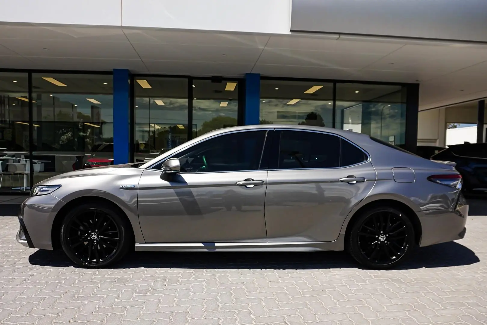 2021 Toyota Camry Gallery Image 4