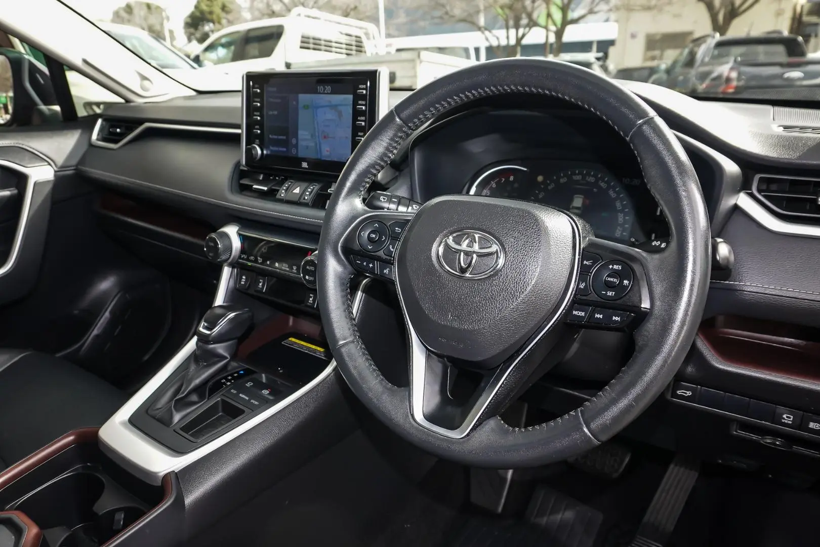 2021 Toyota RAV4 Gallery Image 6