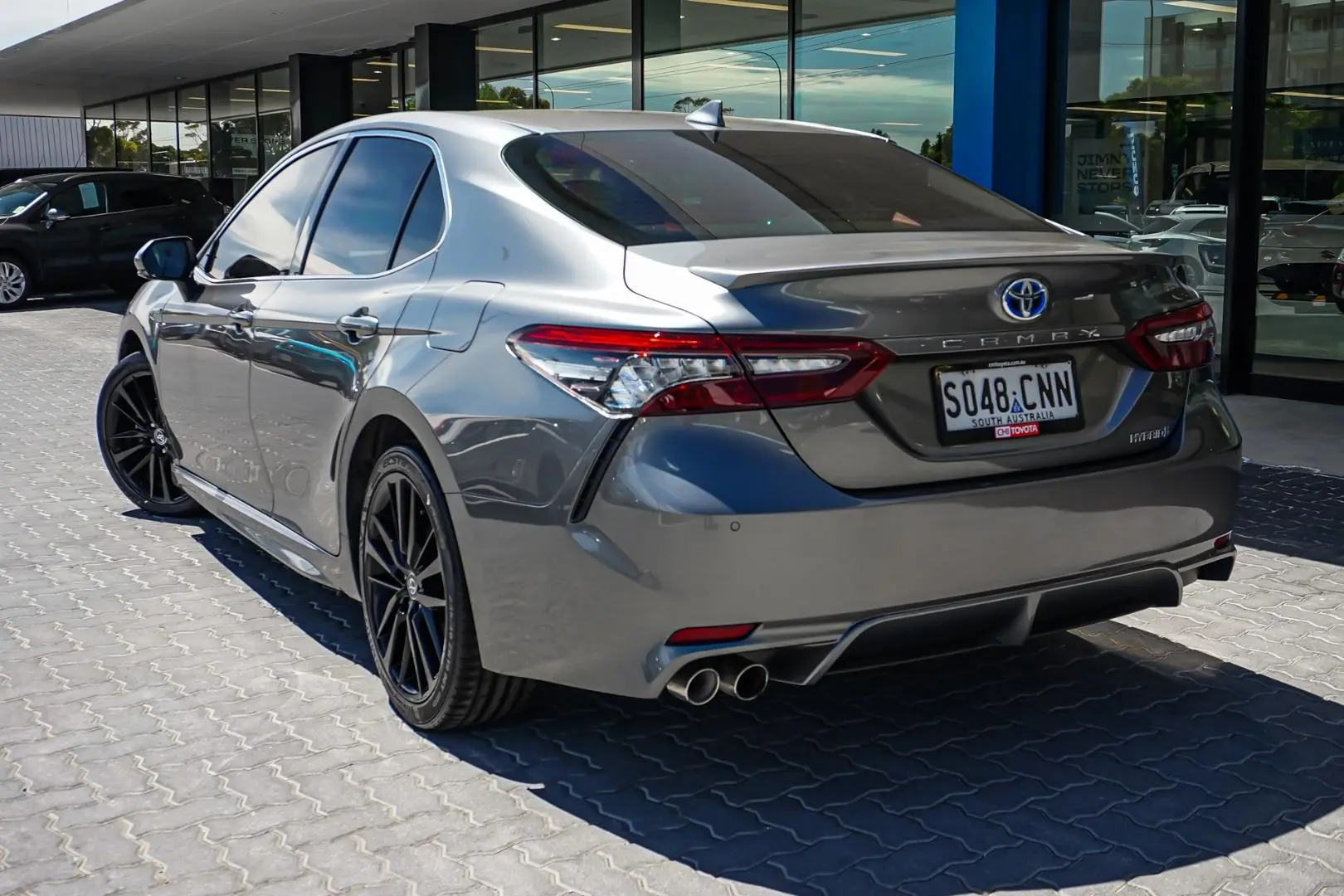 2021 Toyota Camry Gallery Image 3