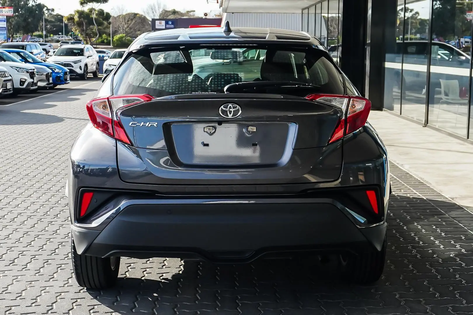 2023 Toyota C-HR Gallery Image 5