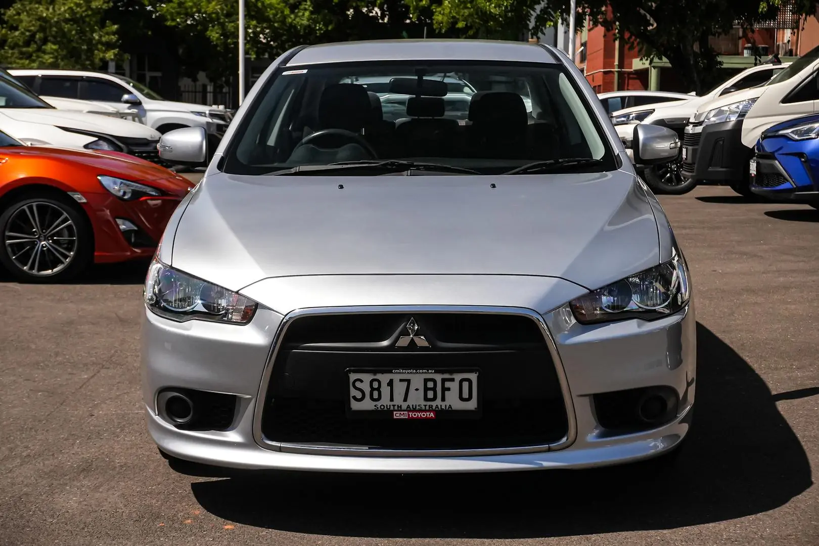 2014 Mitsubishi Lancer Gallery Image 5