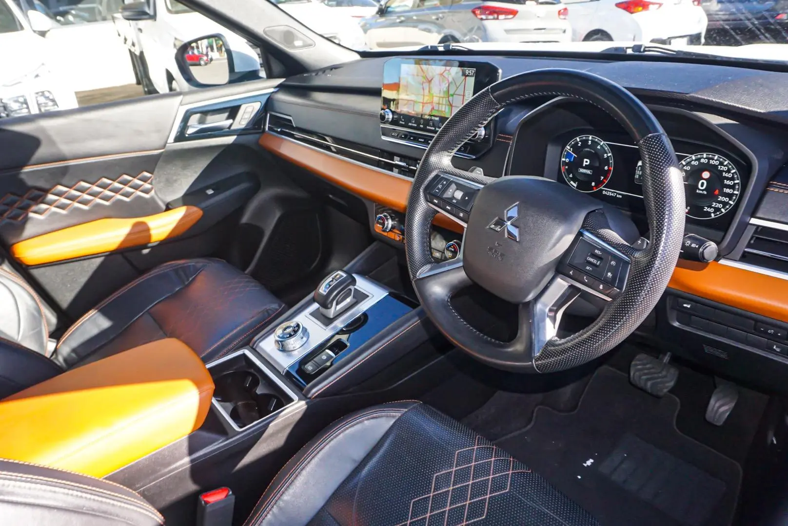 2022 Mitsubishi Outlander Gallery Image 6