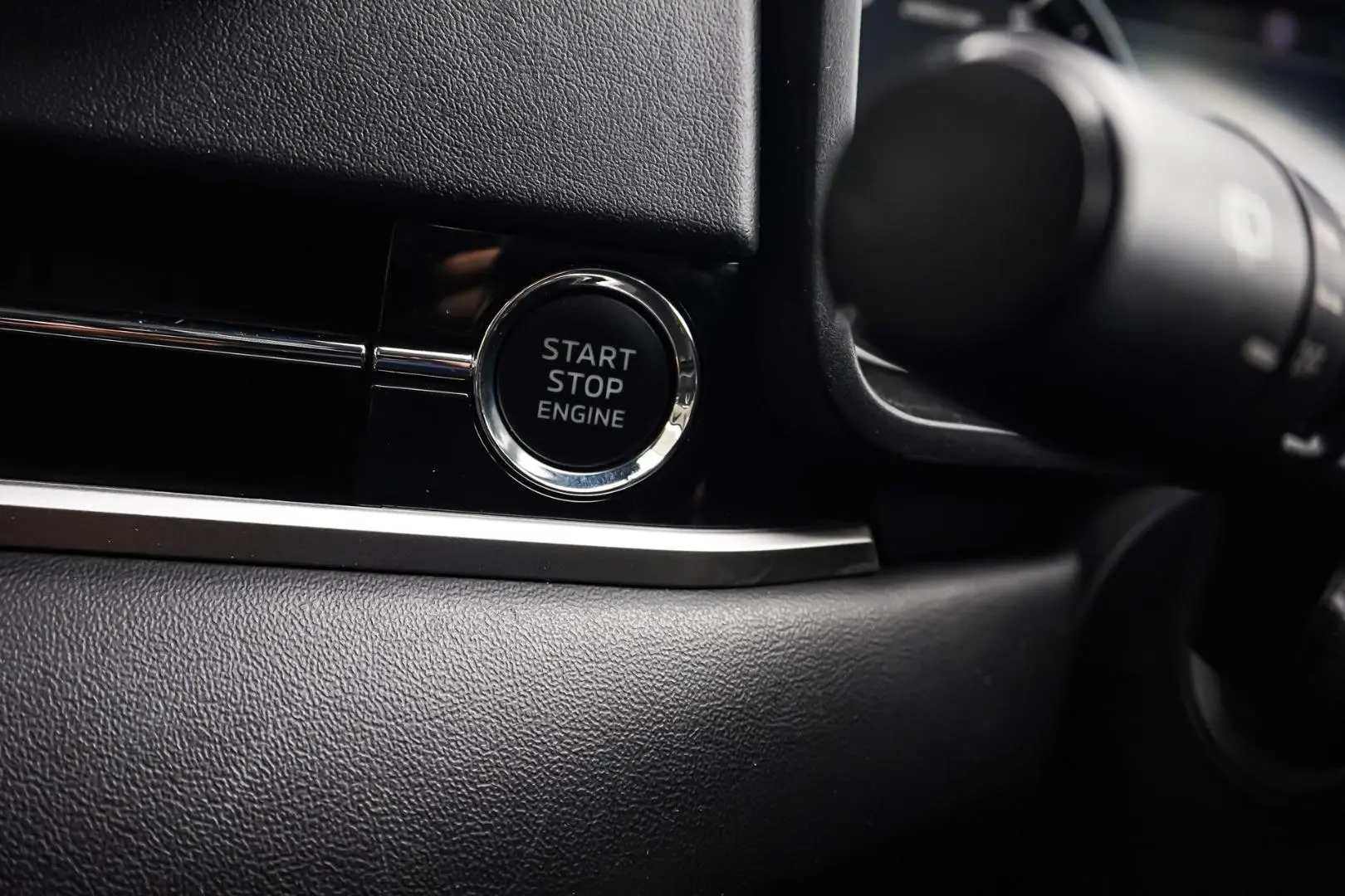 2024 Mitsubishi Outlander Gallery Image 25