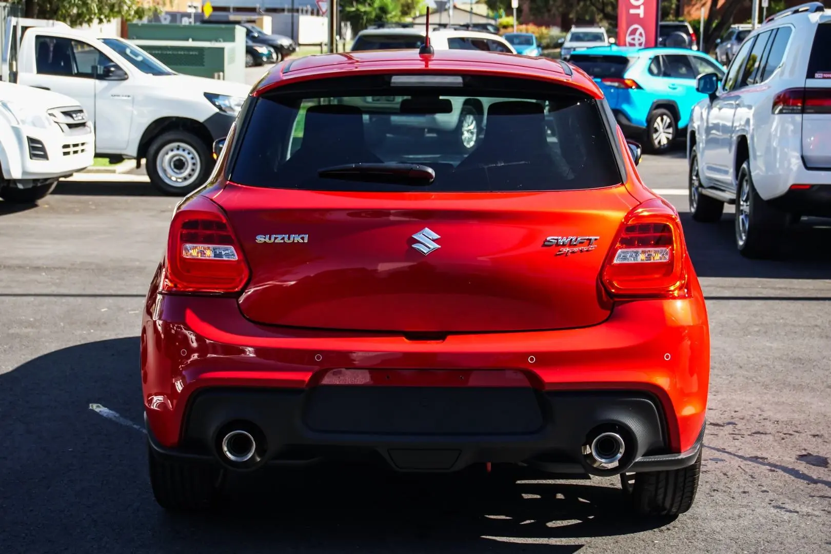 2023 Suzuki Swift Image 5