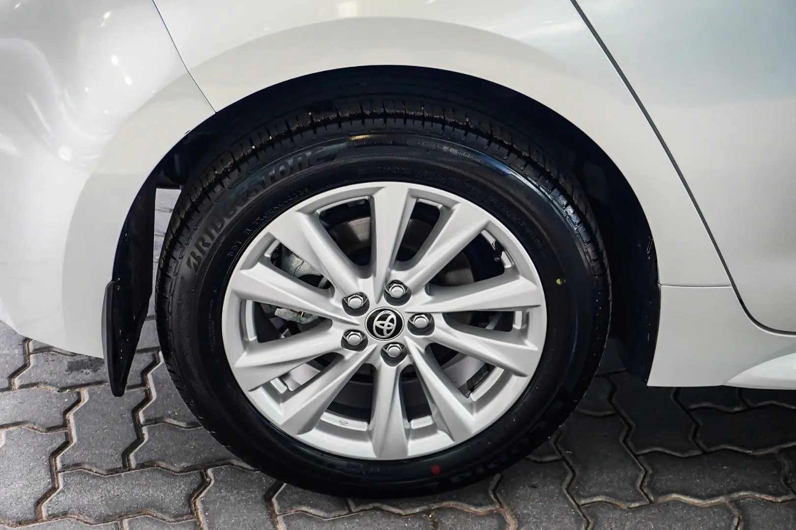 2023 Toyota Corolla Gallery Image 17