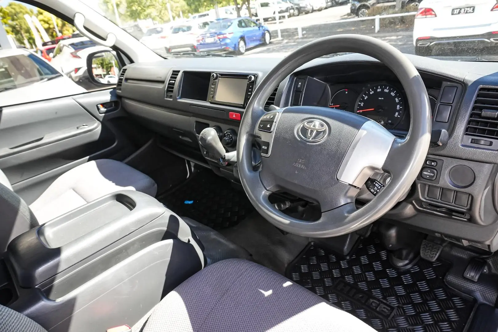 2017 Toyota Hiace Gallery Image 19