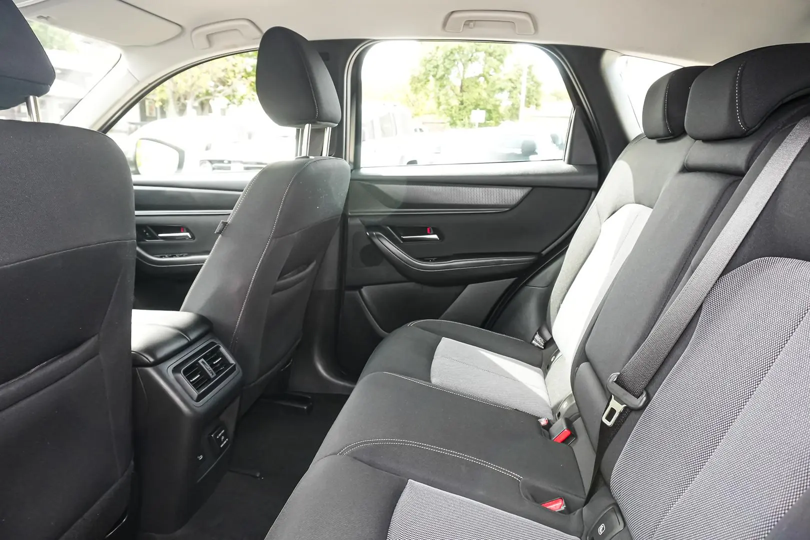 2025 Mazda CX-60 Gallery Image 14