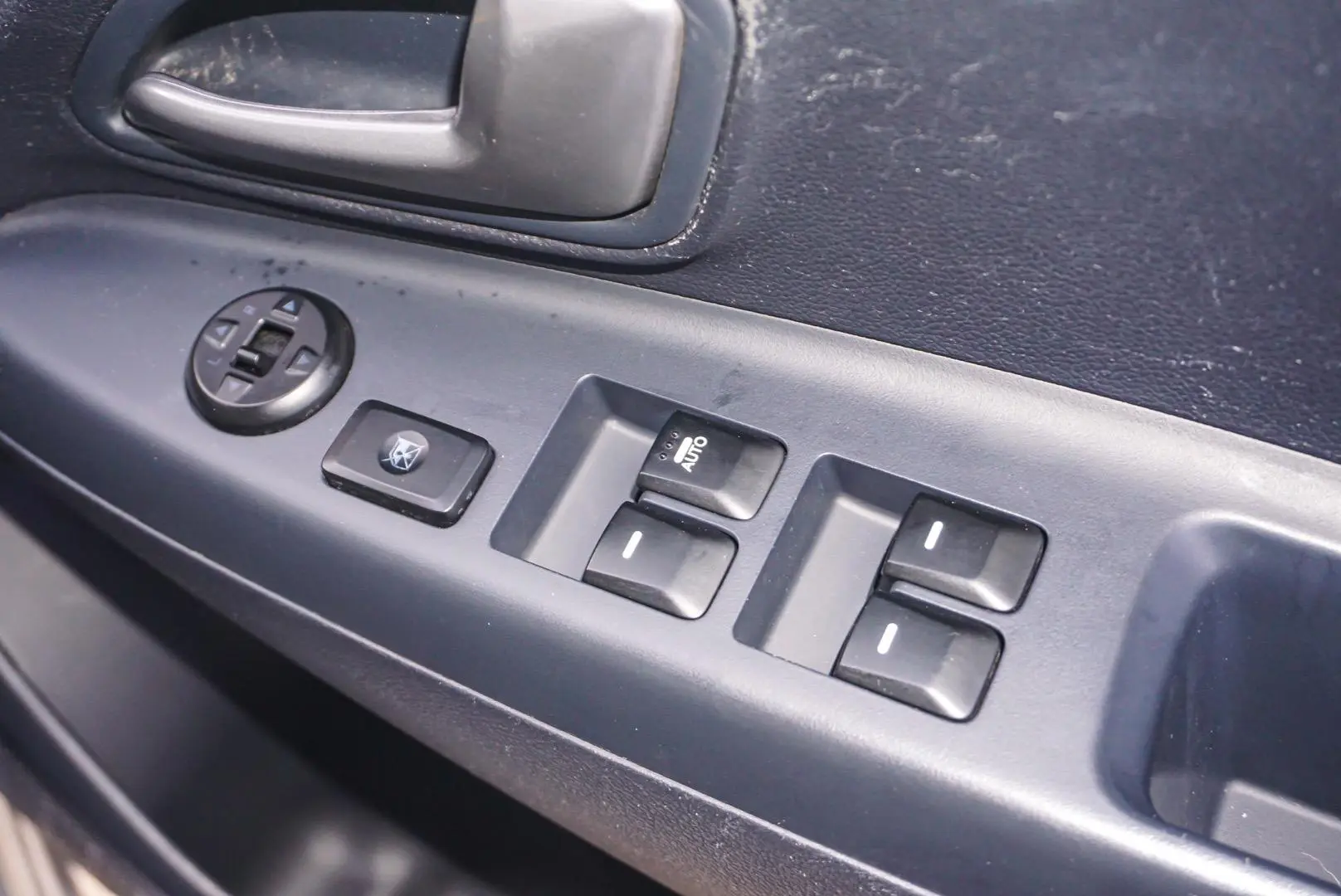 2013 Kia Rio Gallery Image 18