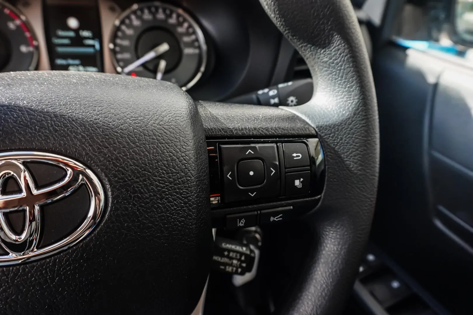 2024 Toyota Hilux Gallery Image 19