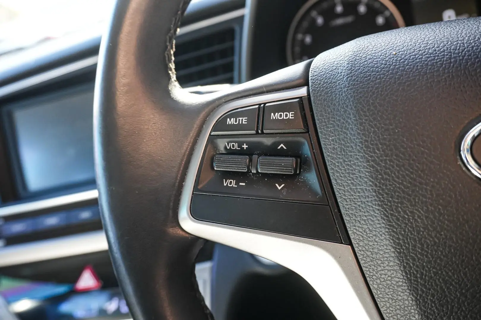 2016 Hyundai Elantra Gallery Image 19