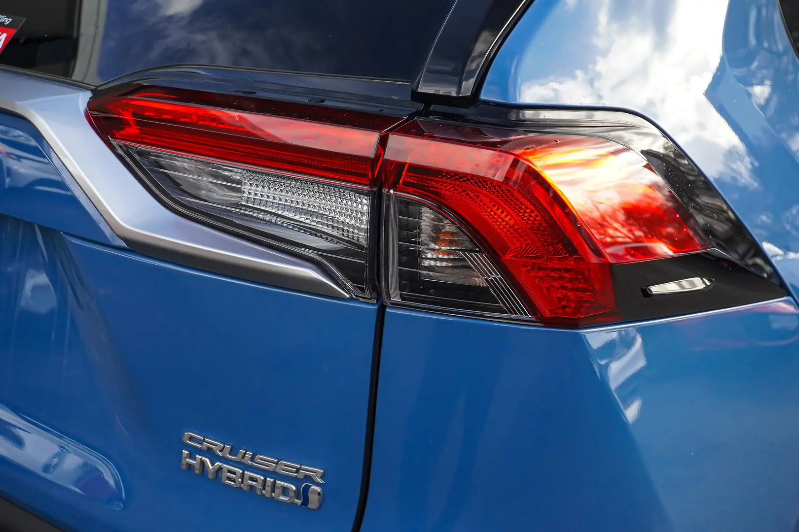 2024 Toyota RAV4 Gallery Image 13