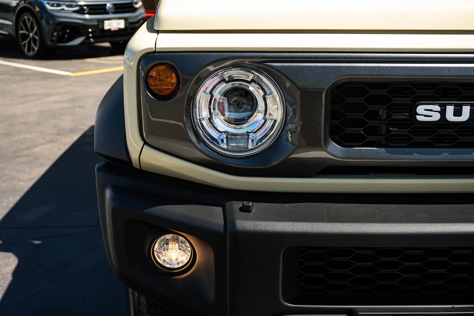 2023 Suzuki Jimny Gallery Image 13