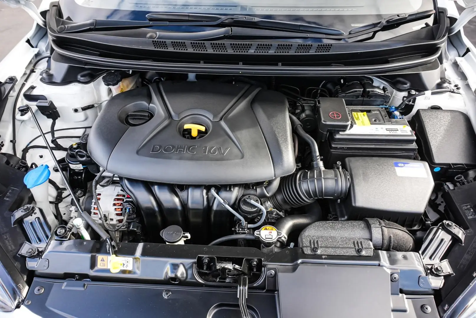 2014 Hyundai Elantra Gallery Image 23
