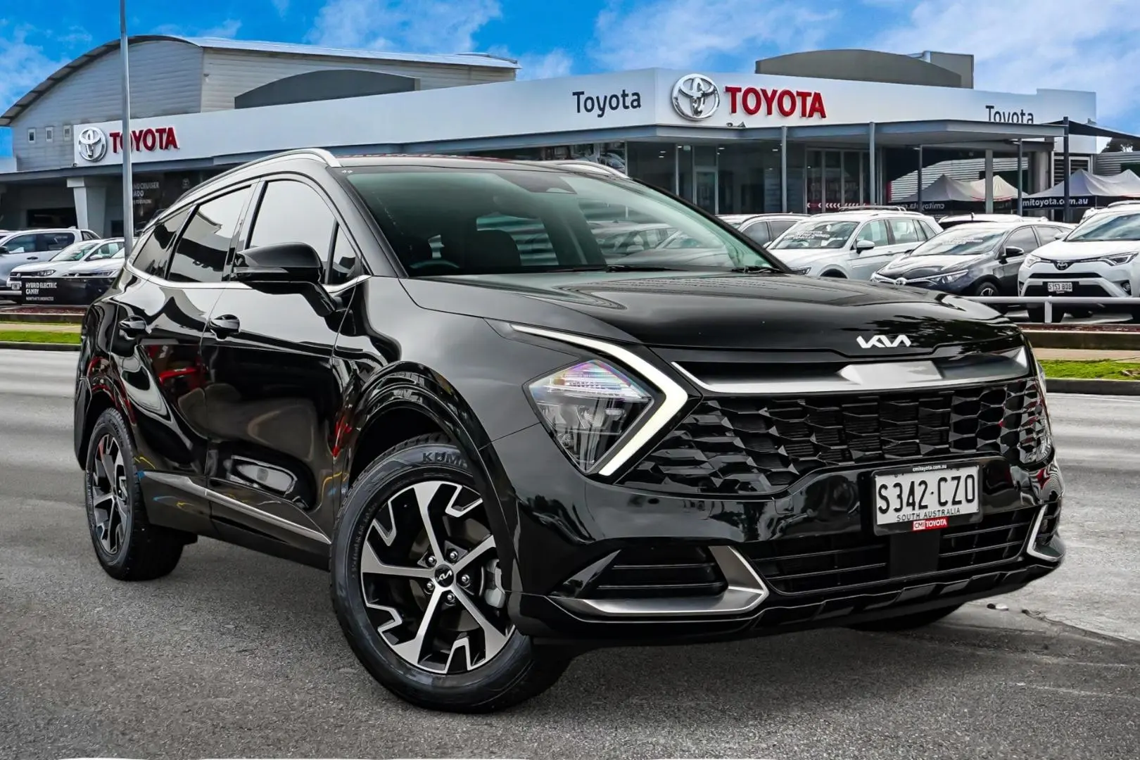 2023 Kia Sportage Gallery Image 1