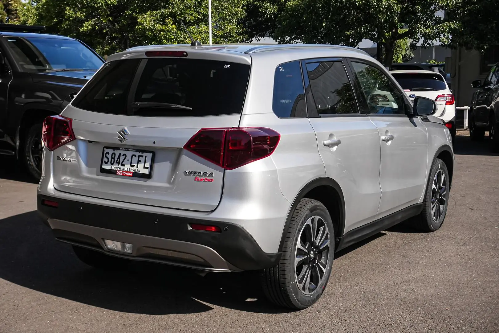 2020 Suzuki Vitara Gallery Image 2