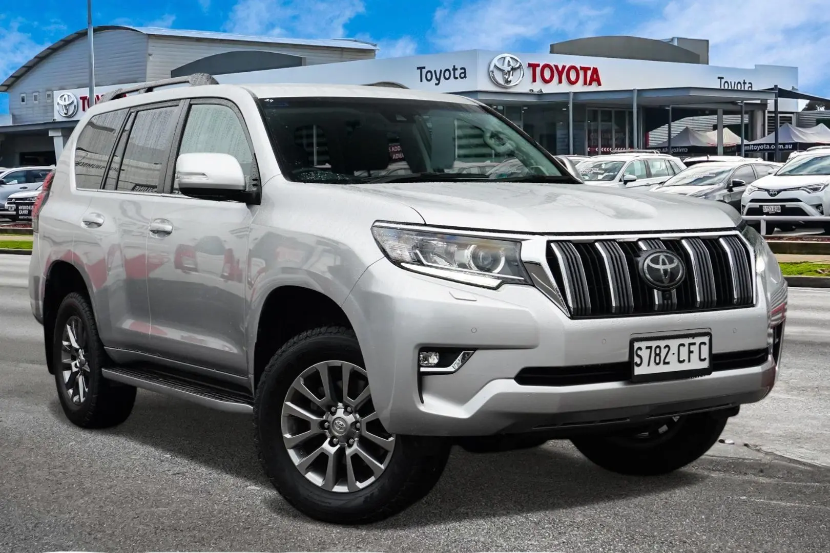 2020 Toyota Landcruiser Prado Image