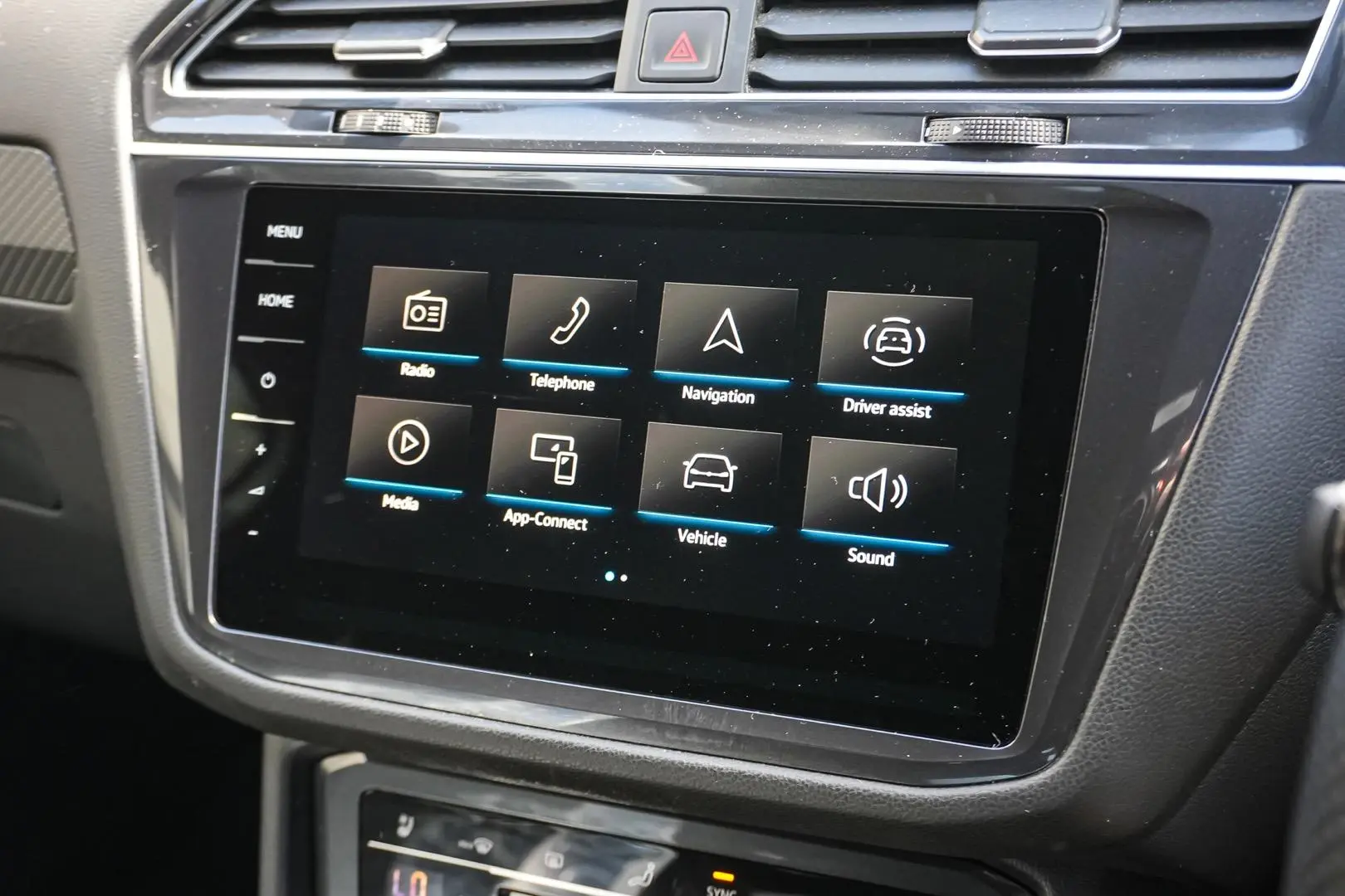 2022 Volkswagen Tiguan Gallery Image 22