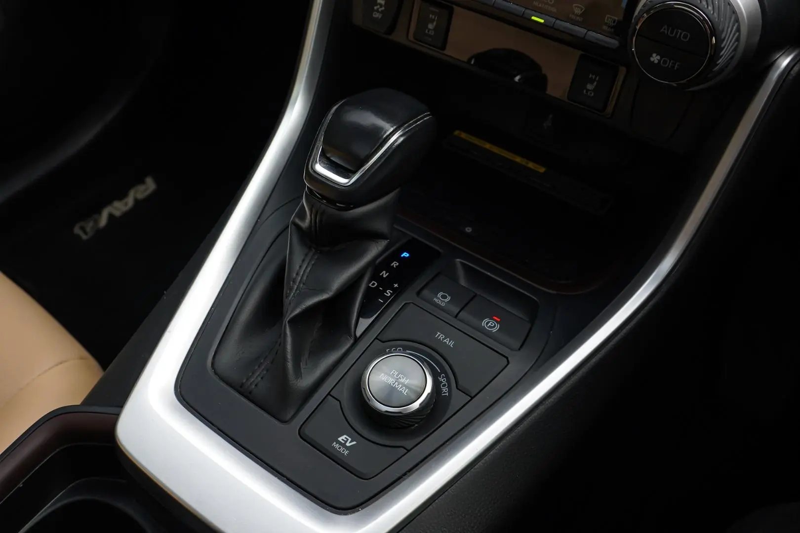 2021 Toyota RAV4 Gallery Image 19