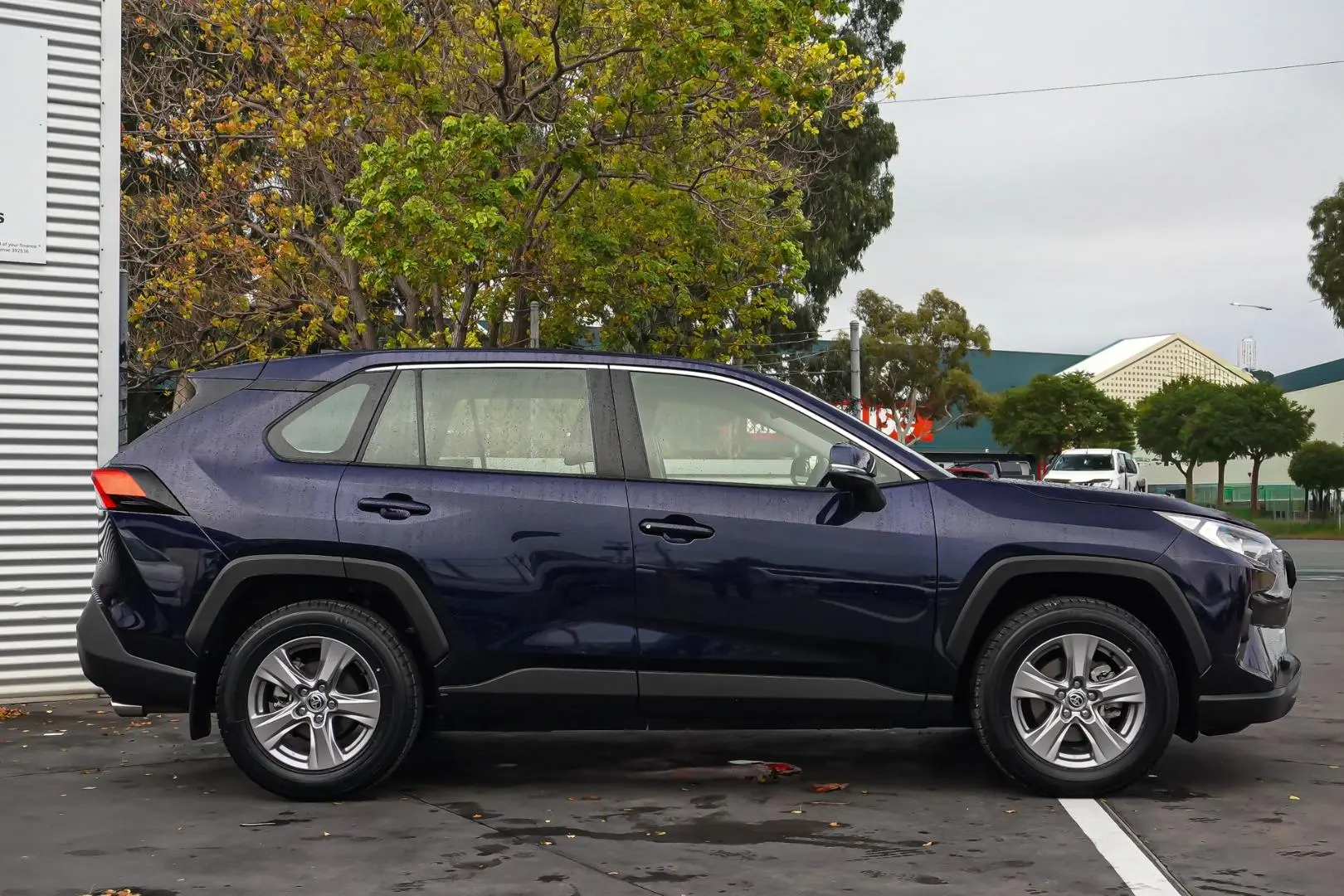 2024 Toyota RAV4 Gallery Image 4