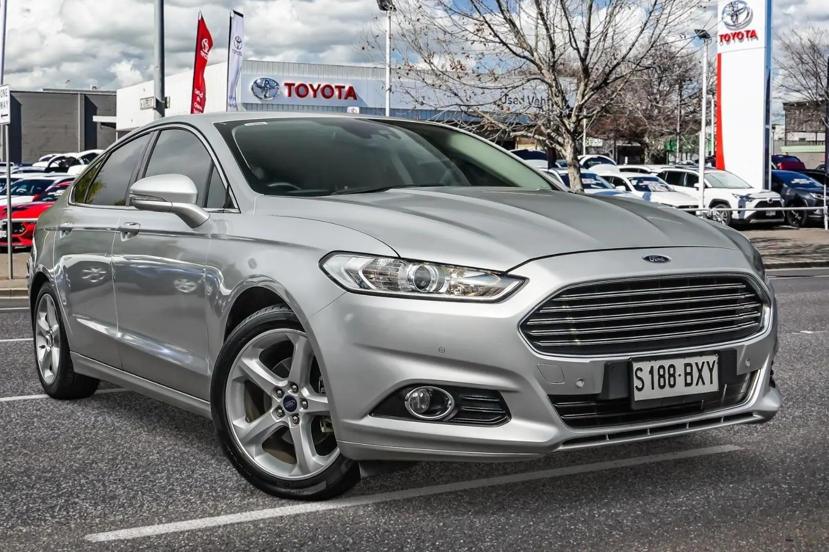 2018 Ford Mondeo Image