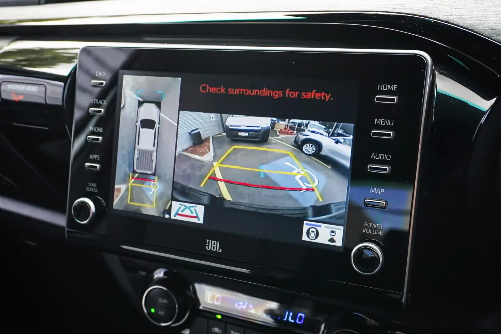 2024 Toyota Hilux Gallery Image 24