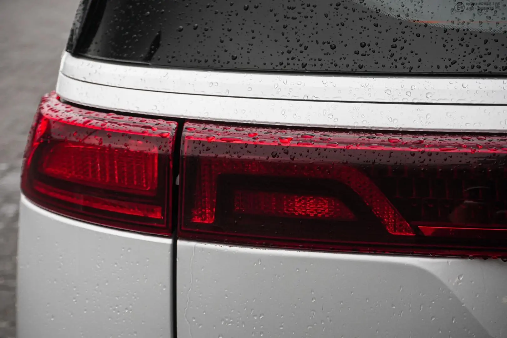 2022 Kia Carnival Gallery Image 8