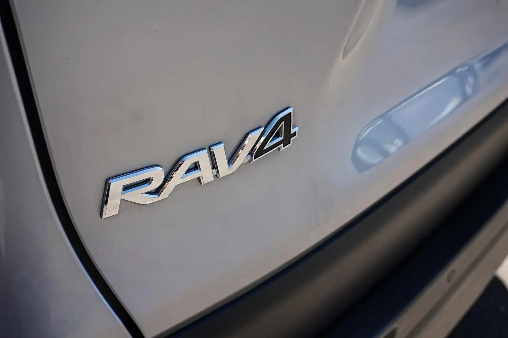 2024 Toyota RAV4 Gallery Image 15