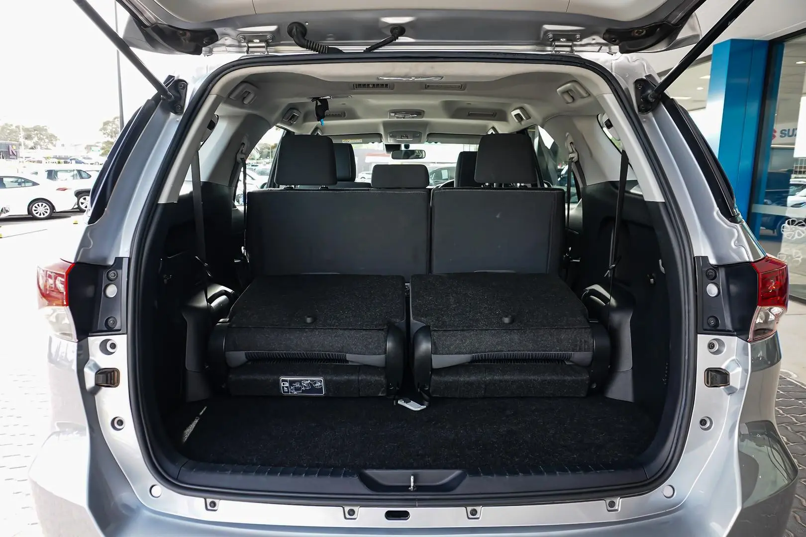 2021 Toyota Fortuner Gallery Image 10