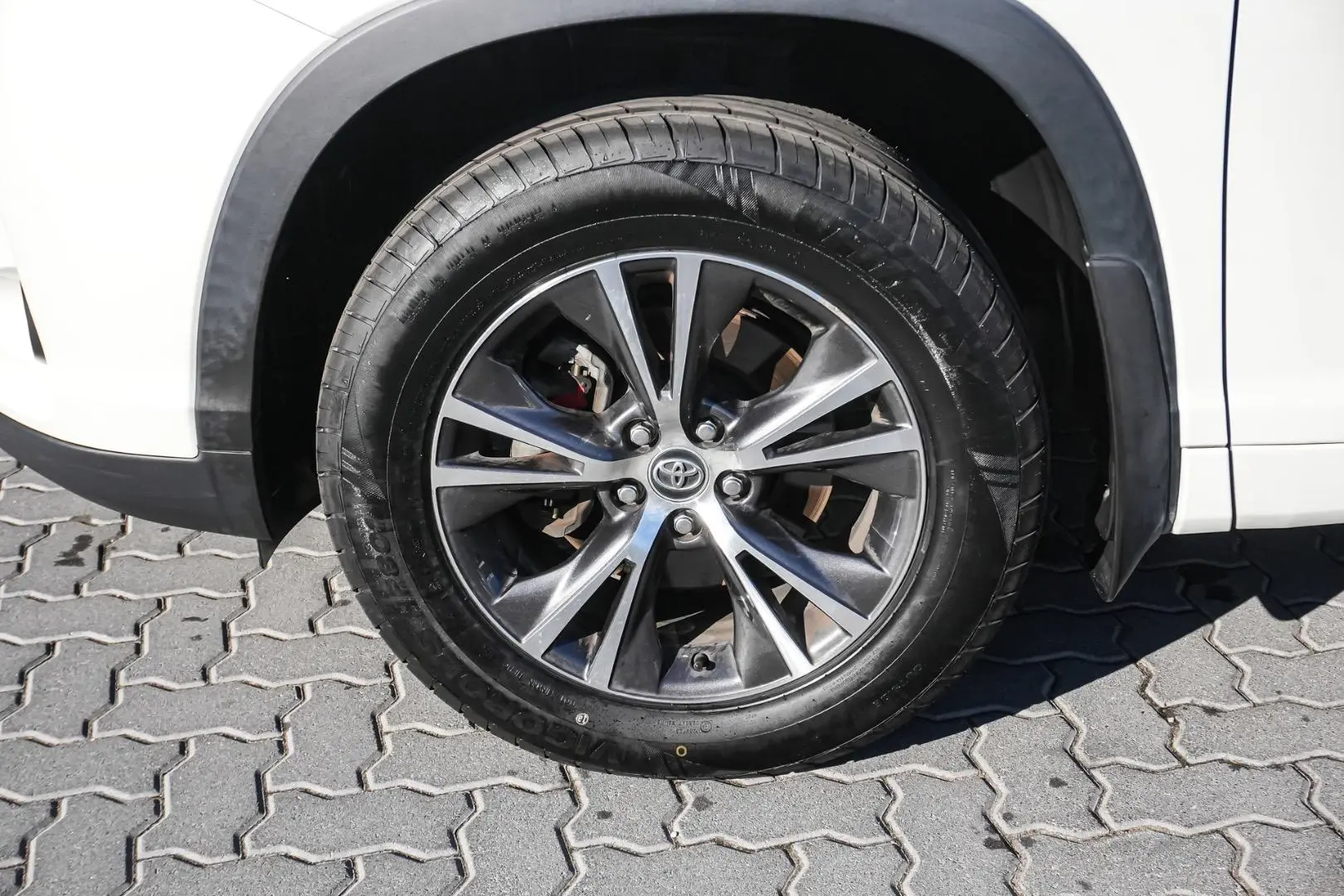 2018 Toyota Kluger Gallery Image 13