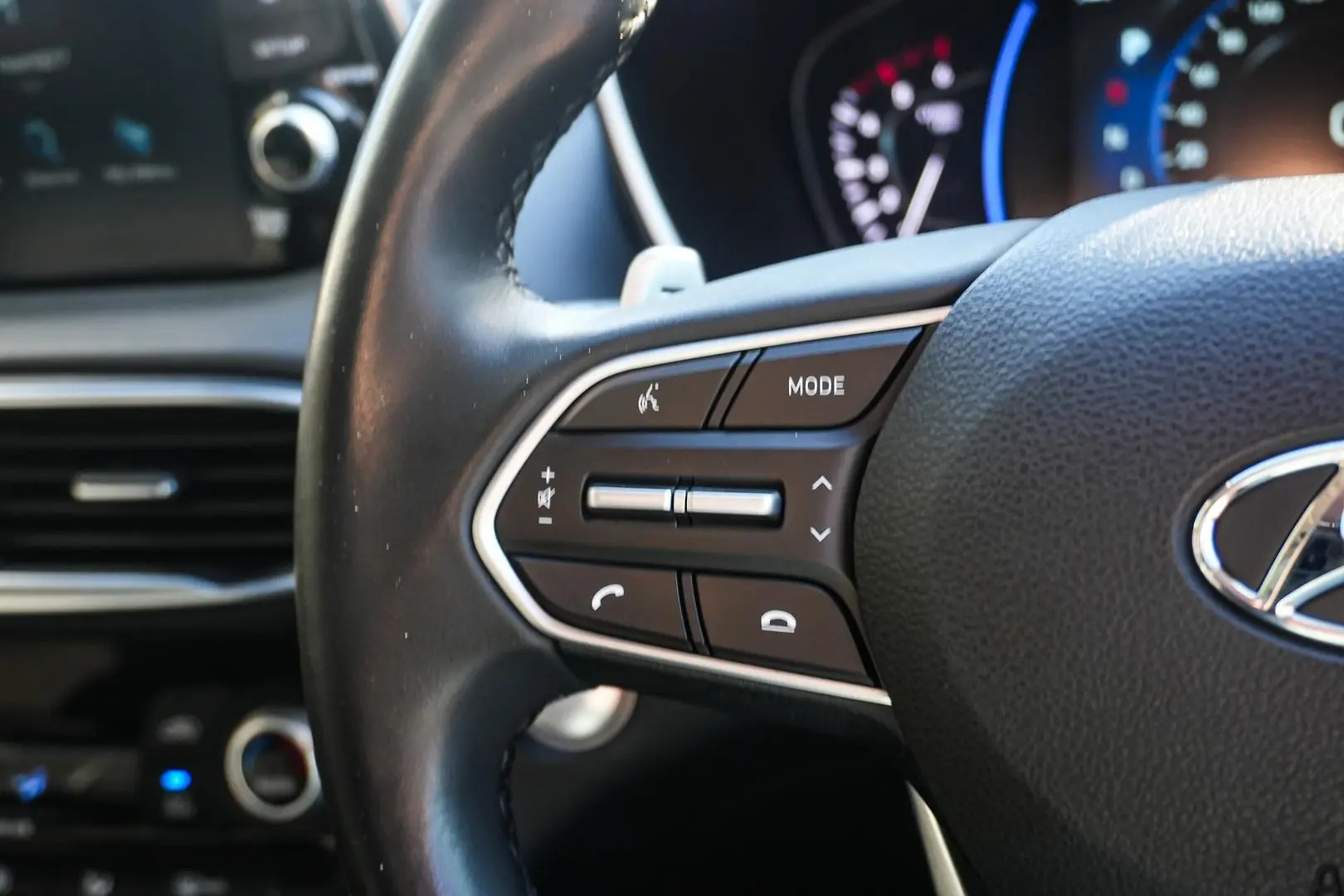 2019 Hyundai Santa Fe Gallery Image 20