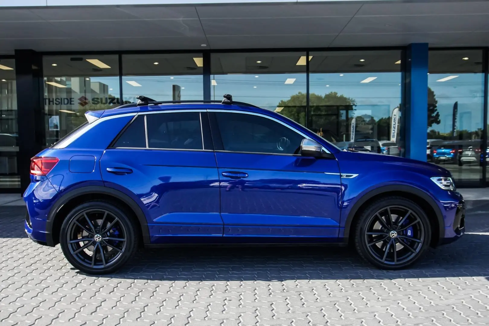 2022 Volkswagen T-Roc Gallery Image 3