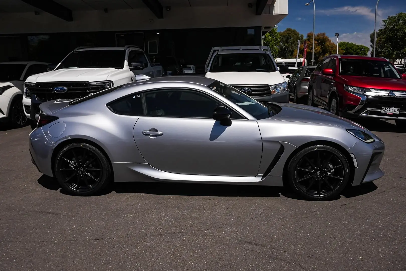 2023 Toyota GR86 Gallery Image 3