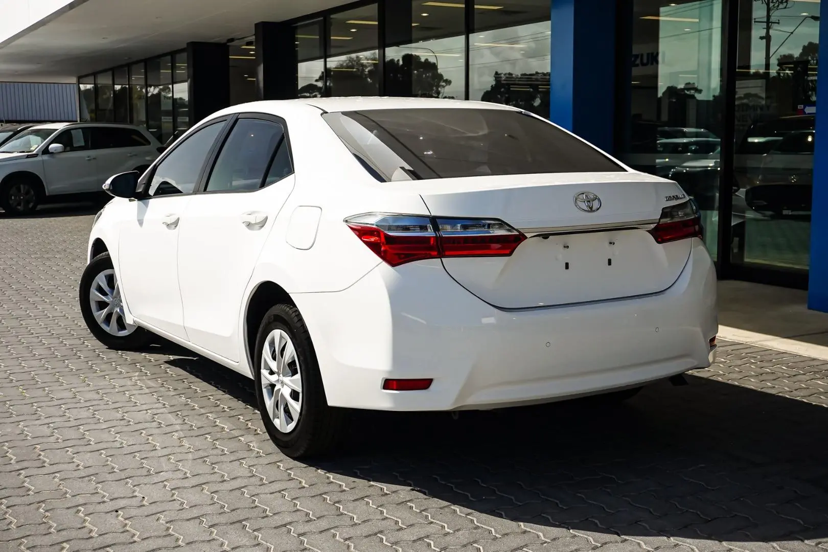 2019 Toyota Corolla Gallery Image 3