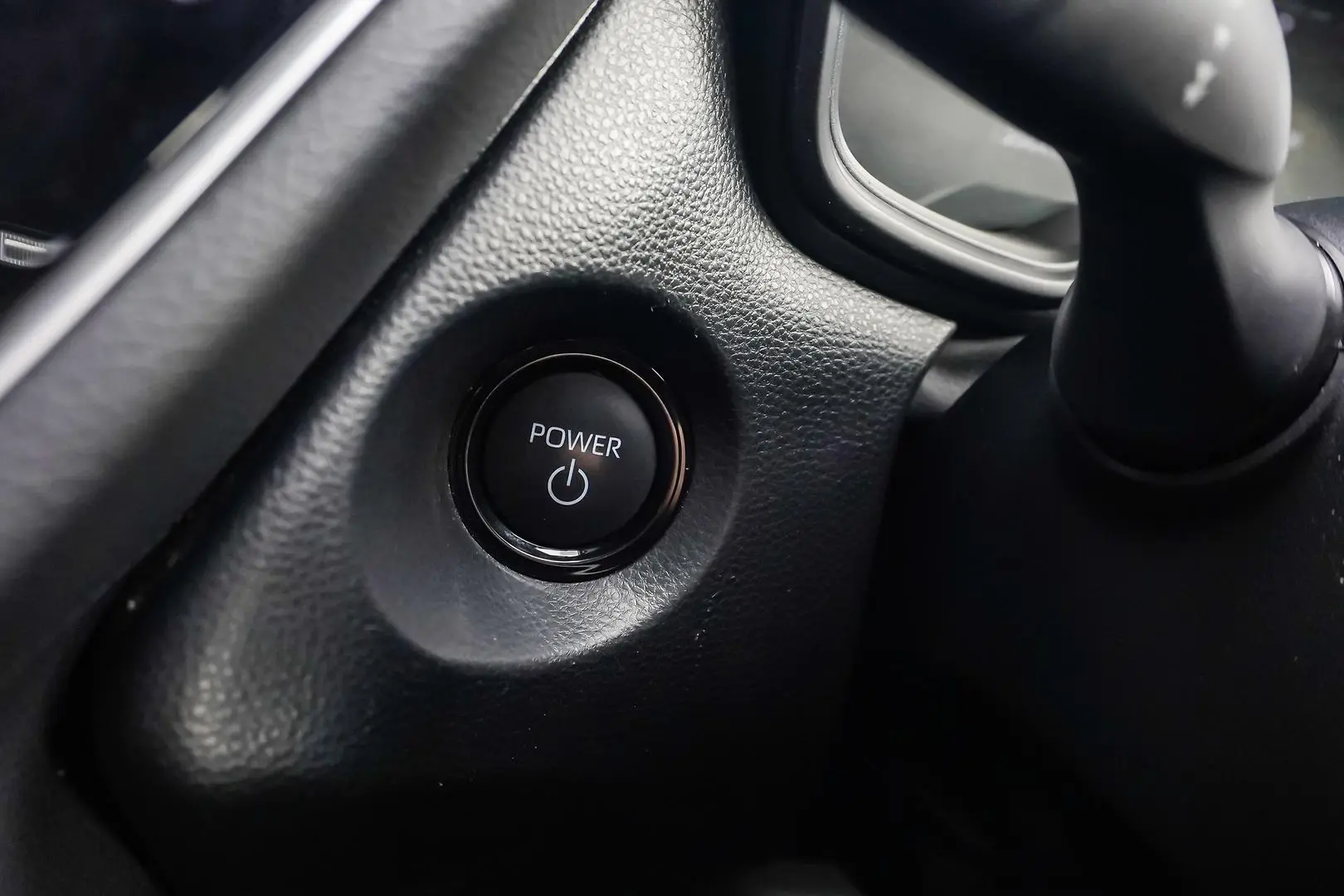 2025 Toyota Corolla Cross Gallery Image 23