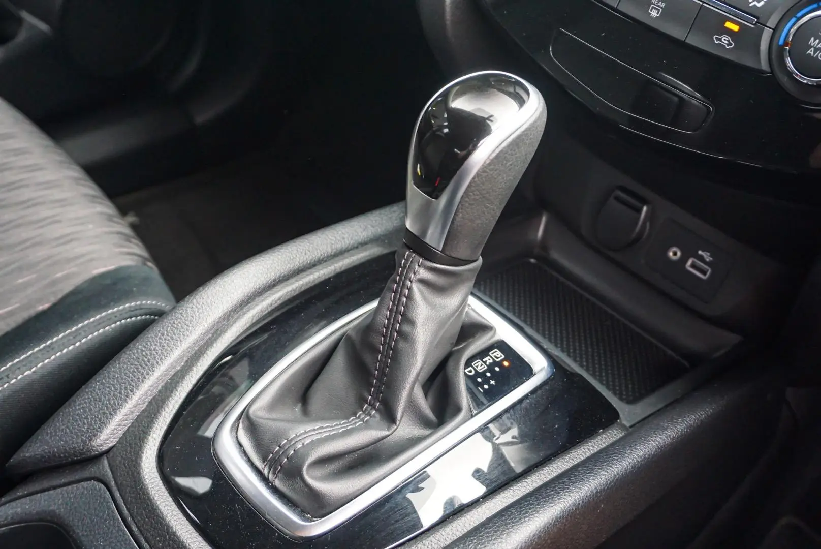 2021 Nissan X-TRAIL Gallery Image 17